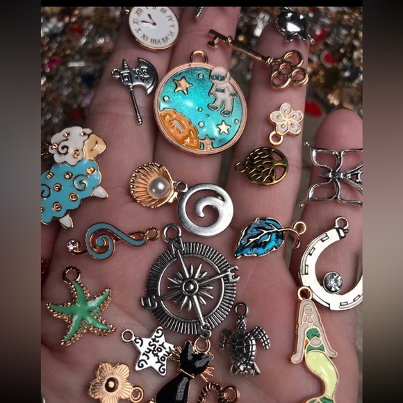 50pc Gold & Tibetan Silver Tone Charms Pendants DIY Jewelry Making Crafting Lot - Picture 5 of 16